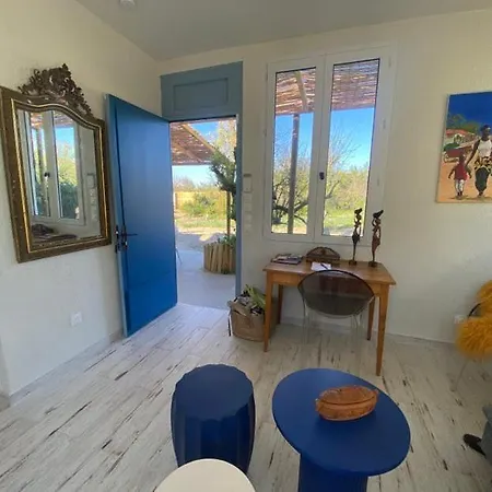 Cabanon Bohème Les Pieds Dans Le Sable Et En Première Ligne De Casa vacanze Marseillan (Herault)